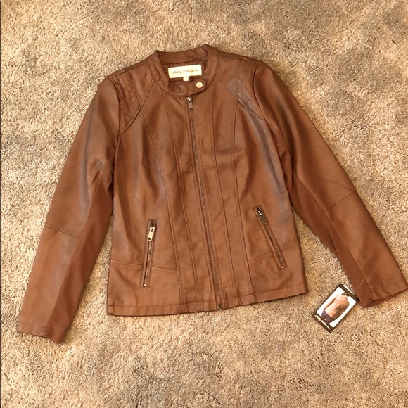 NWT Women’s Sebby Faux Leather Jacket - Picture 3 of 7